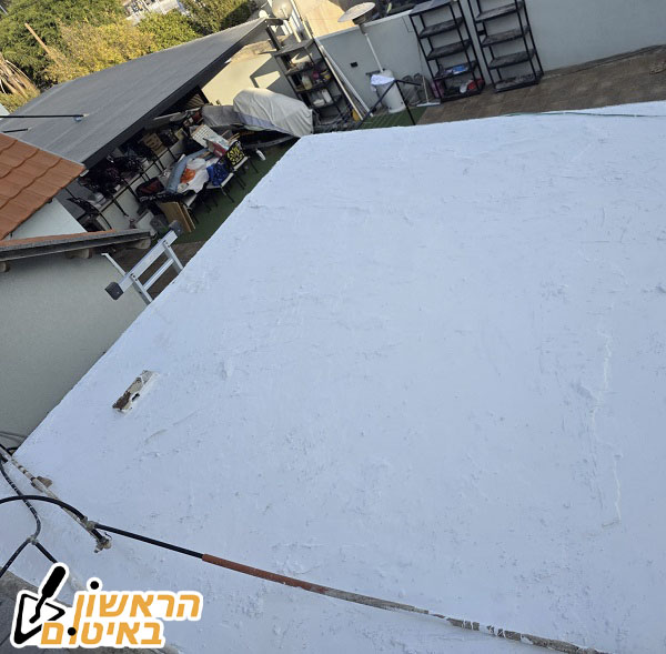 гидроизоляция крыши полиуретановым герметиком